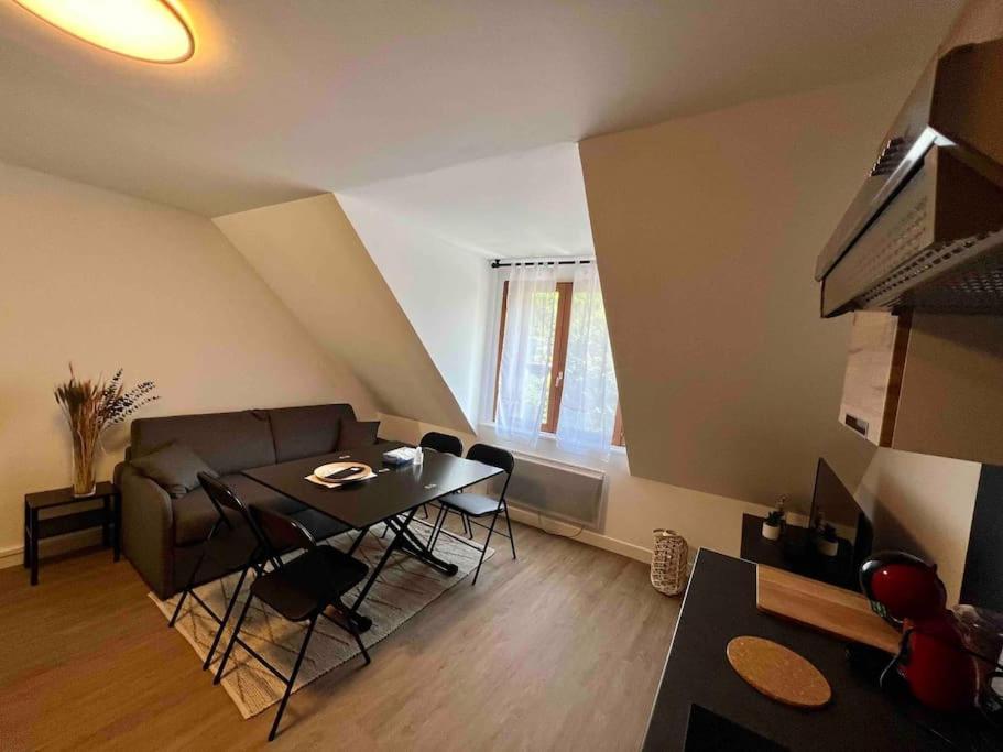 Appartement Centre-Ville / 6 Prsn / Bord Du Doubs / Au Pied De La Citadelle بُيزانكون المظهر الخارجي الصورة